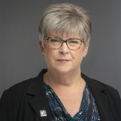 Avril Reifferscheid headshot